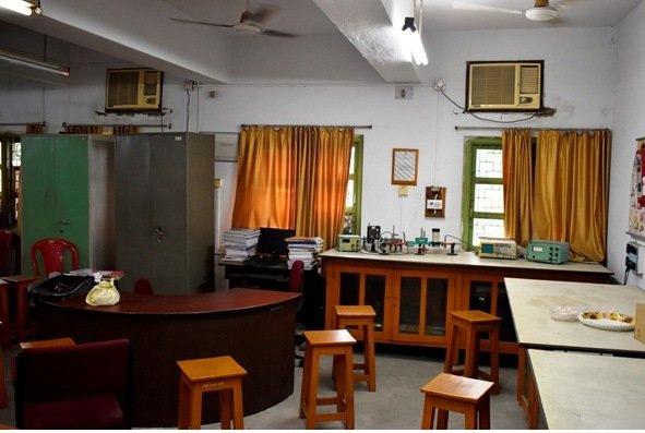 Microwave Laboratory image